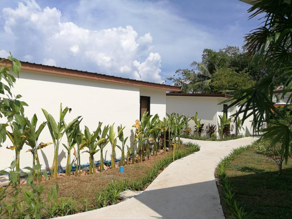 The Casita Phuket Hotell Ban Bo Sai Klang Exteriör bild