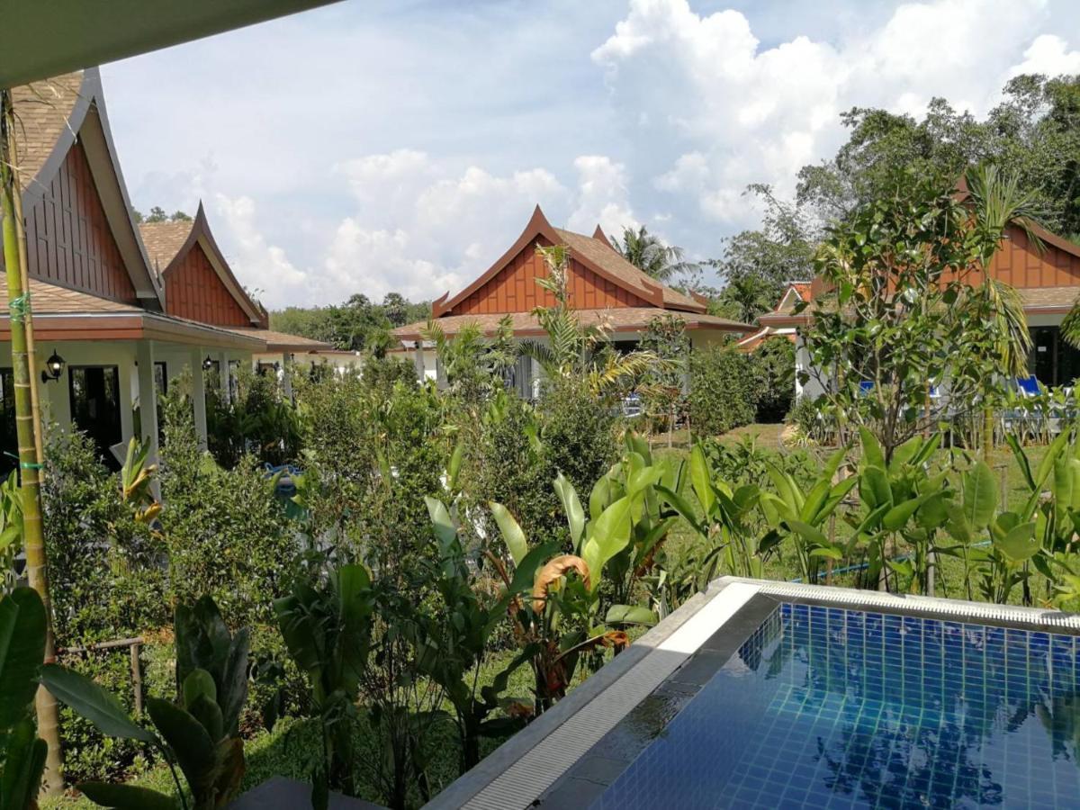 The Casita Phuket Hotell Ban Bo Sai Klang Exteriör bild