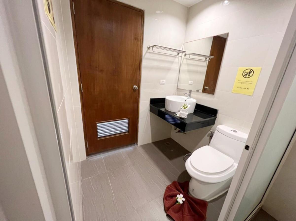 The Casita Phuket Hotell Ban Bo Sai Klang Exteriör bild